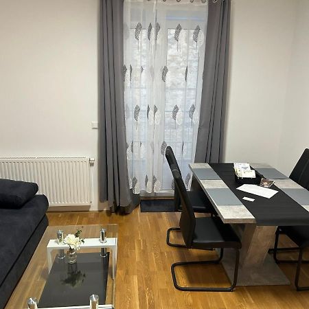 Paky Appartements 00322 ブルック・アン・デア・ライタ エクステリア 写真